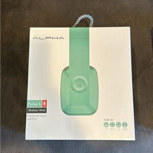 Alpha Pulse X Headphones 2 sets (mint and purple color).